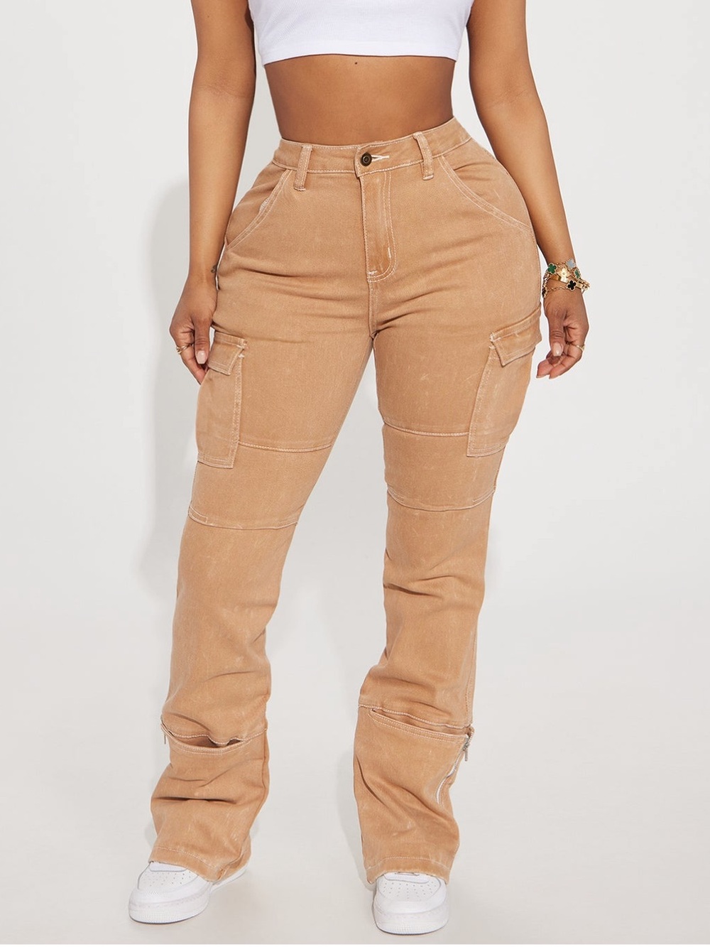 NWT Fashion Nova Tan Alternate Universe Stretch Cargo Jeans - Picture 4 of 13